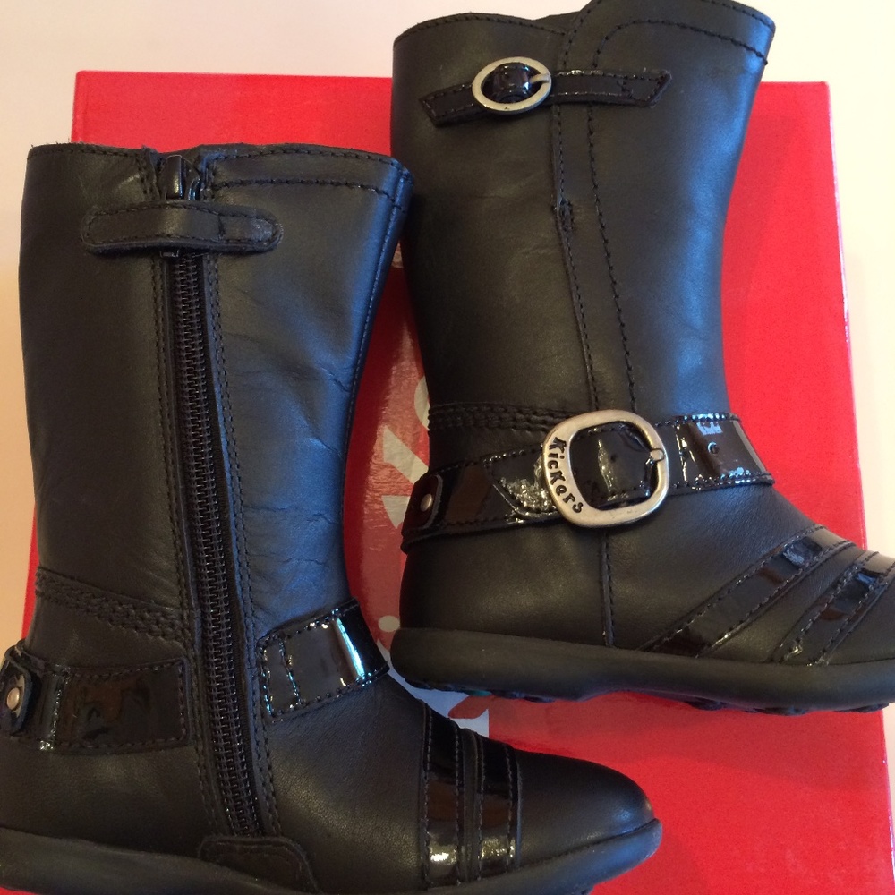 KICKERS Angelyn Boots Toddler Girls Black Leather Silver Buckles 8.5 NEW IN BOX!